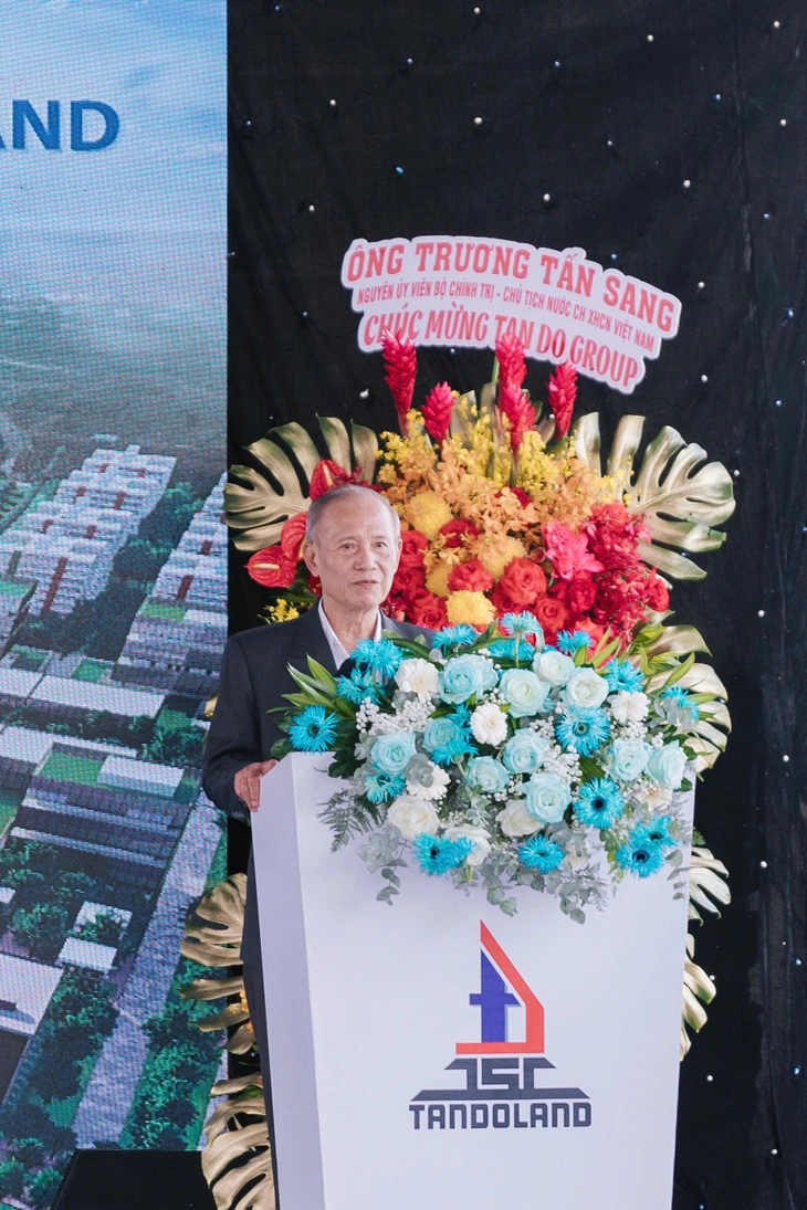 Ông Nguyễn Tất Thắng - Chủ tịch HĐQT Công ty Cổ phần Tandoland phát biểu tại sự kiện lễ khởi công - động thổ 2 dự án tại Long An - Ảnh: TDL.